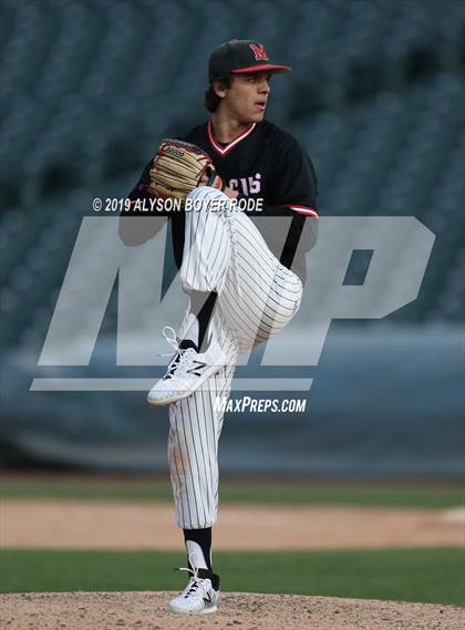 Thumbnail 3 in Memorial vs. Marcus photogallery.