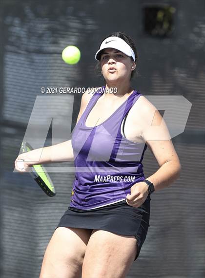 Thumbnail 1 in Escalon @ Sierra photogallery.