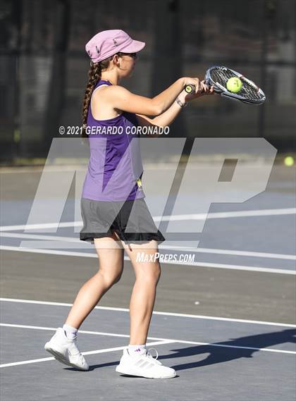 Thumbnail 1 in Escalon @ Sierra photogallery.