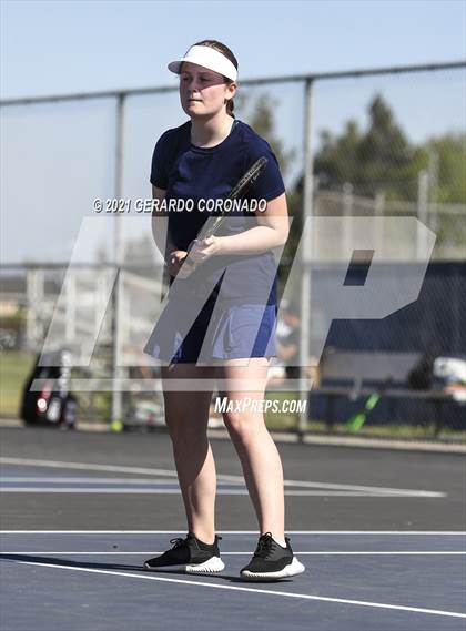 Thumbnail 1 in Escalon @ Sierra photogallery.
