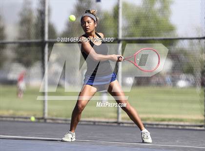 Thumbnail 1 in Escalon @ Sierra photogallery.