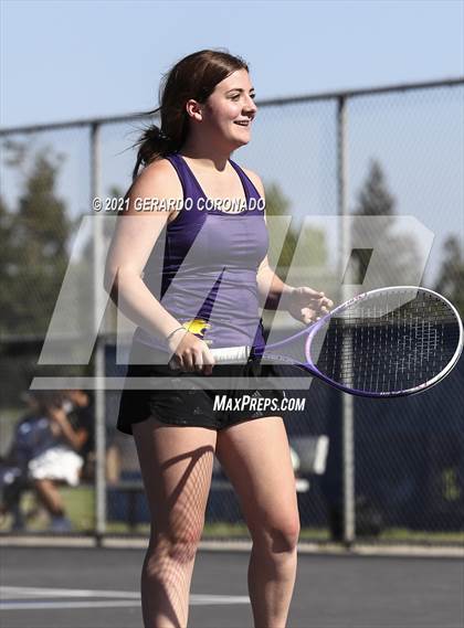 Thumbnail 1 in Escalon @ Sierra photogallery.