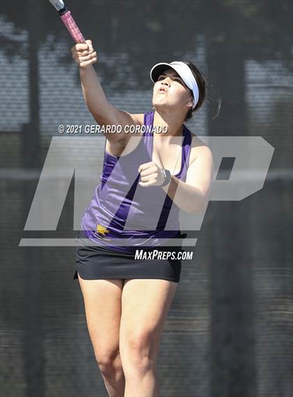 Thumbnail 1 in Escalon @ Sierra photogallery.