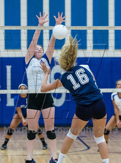 Thumbnail 2 in Palm Harbor University @ East Lake photogallery.