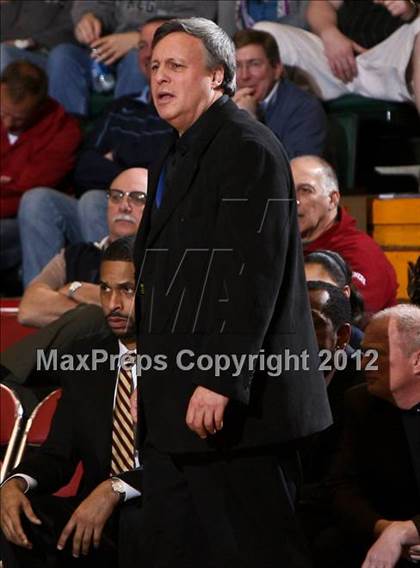 Thumbnail 2 in Mt. Vernon vs. Aquinas Institute (NYSPHSAA Class A Final) photogallery.