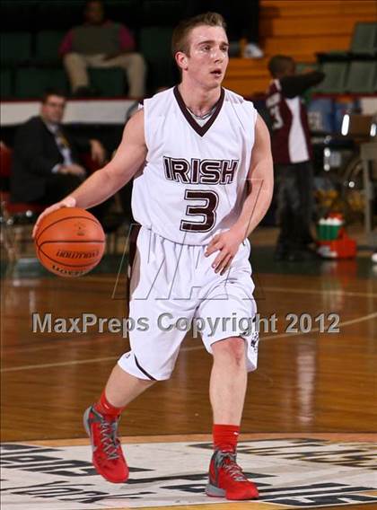 Thumbnail 3 in Mt. Vernon vs. Aquinas Institute (NYSPHSAA Class A Final) photogallery.