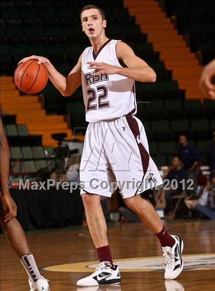 Thumbnail 2 in Mt. Vernon vs. Aquinas Institute (NYSPHSAA Class A Final) photogallery.