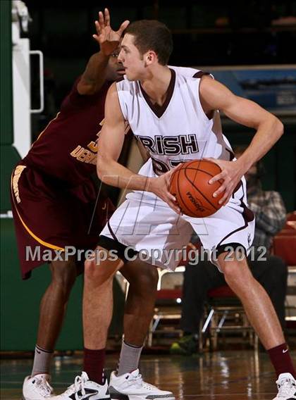 Thumbnail 2 in Mt. Vernon vs. Aquinas Institute (NYSPHSAA Class A Final) photogallery.