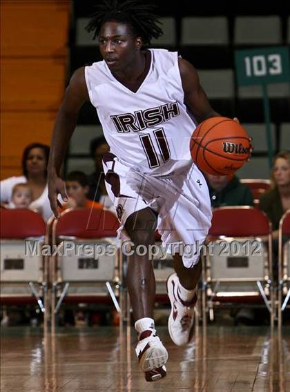 Thumbnail 2 in Mt. Vernon vs. Aquinas Institute (NYSPHSAA Class A Final) photogallery.