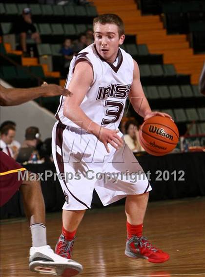 Thumbnail 2 in Mt. Vernon vs. Aquinas Institute (NYSPHSAA Class A Final) photogallery.