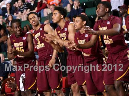 Thumbnail 2 in Mt. Vernon vs. Aquinas Institute (NYSPHSAA Class A Final) photogallery.