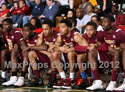 Thumbnail 3 in Mt. Vernon vs. Aquinas Institute (NYSPHSAA Class A Final) photogallery.