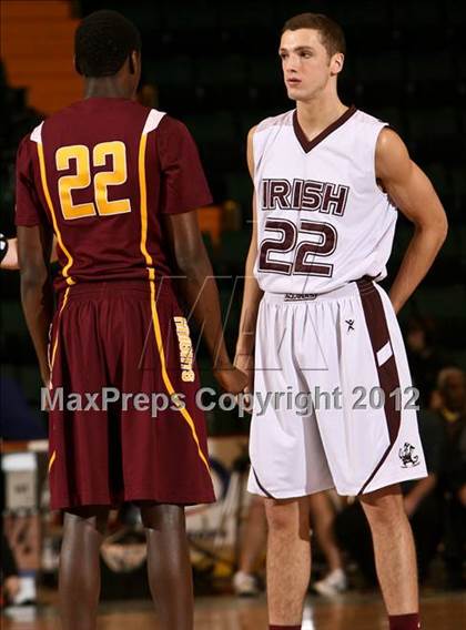 Thumbnail 3 in Mt. Vernon vs. Aquinas Institute (NYSPHSAA Class A Final) photogallery.