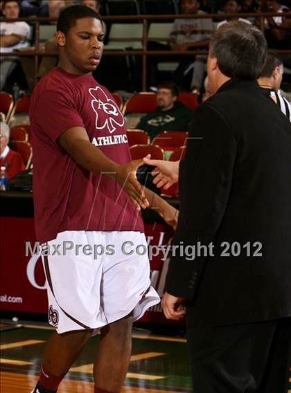 Thumbnail 2 in Mt. Vernon vs. Aquinas Institute (NYSPHSAA Class A Final) photogallery.