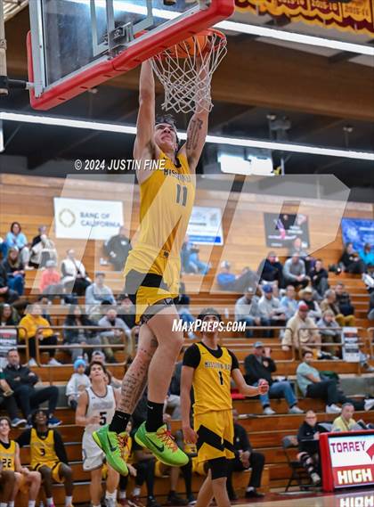 Thumbnail 2 in Rancho Buena Vista vs. Mission Bay photogallery.