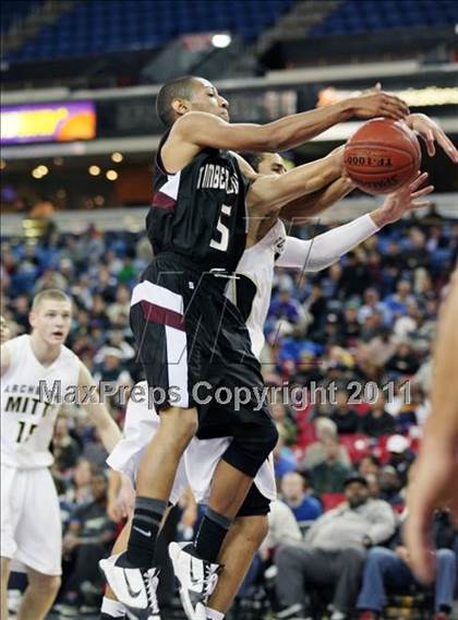 Thumbnail 3 in Archbishop Mitty vs. Woodcreek (CIF NorCal D2 Regional Final) photogallery.