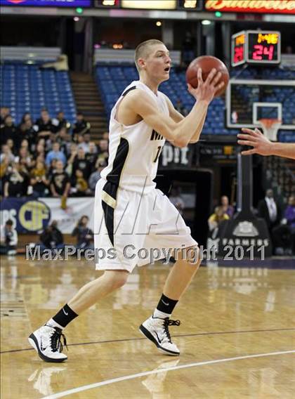 Thumbnail 3 in Archbishop Mitty vs. Woodcreek (CIF NorCal D2 Regional Final) photogallery.