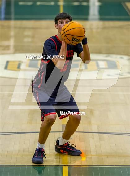 Thumbnail 3 in Rio Mesa @ Santa Barbara photogallery.