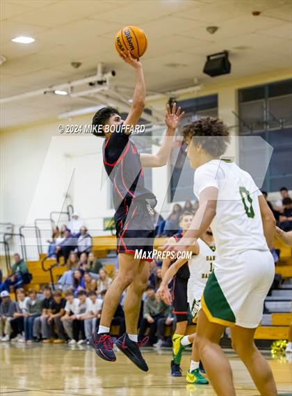 Thumbnail 1 in Rio Mesa @ Santa Barbara photogallery.