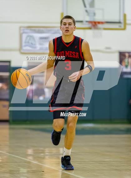 Thumbnail 2 in Rio Mesa @ Santa Barbara photogallery.