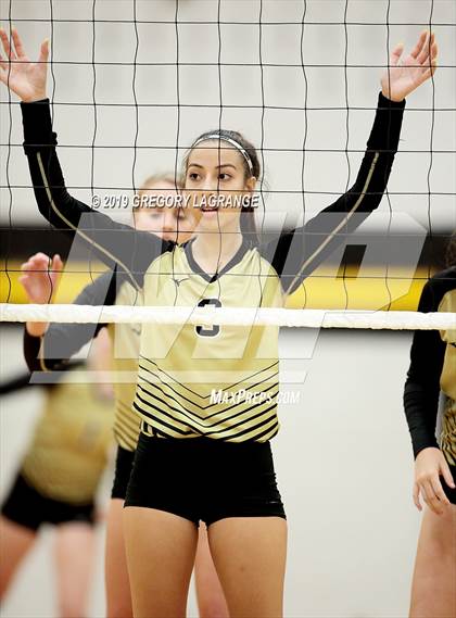 Thumbnail 3 in Abilene vs Fossil Ridge photogallery.