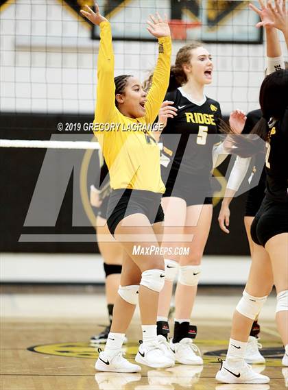 Thumbnail 1 in Abilene vs Fossil Ridge photogallery.