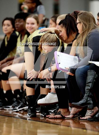 Thumbnail 3 in Abilene vs Fossil Ridge photogallery.