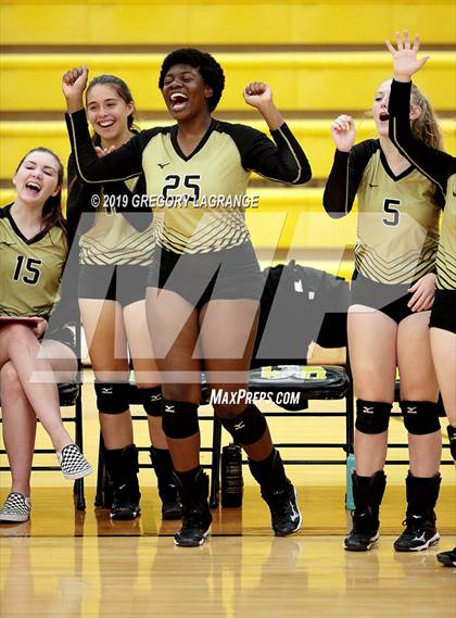 Thumbnail 3 in Abilene vs Fossil Ridge photogallery.
