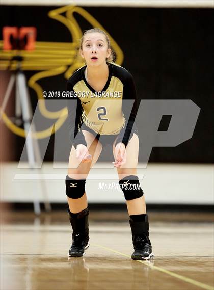 Thumbnail 3 in Abilene vs Fossil Ridge photogallery.