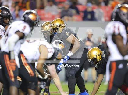 Thumbnail 1 in Shelby vs. Wallace-Rose Hill (NCHSAA 2A State Championship) photogallery.