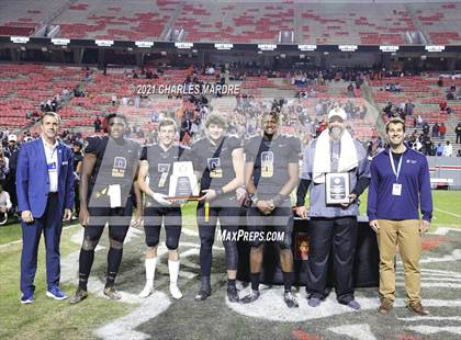 Thumbnail 1 in Shelby vs. Wallace-Rose Hill (NCHSAA 2A State Championship) photogallery.