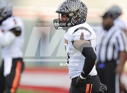 Thumbnail 1 in Shelby vs. Wallace-Rose Hill (NCHSAA 2A State Championship) photogallery.