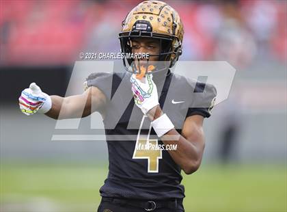 Thumbnail 3 in Shelby vs. Wallace-Rose Hill (NCHSAA 2A State Championship) photogallery.