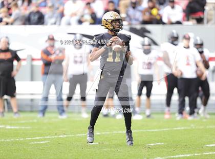 Thumbnail 3 in Shelby vs. Wallace-Rose Hill (NCHSAA 2A State Championship) photogallery.
