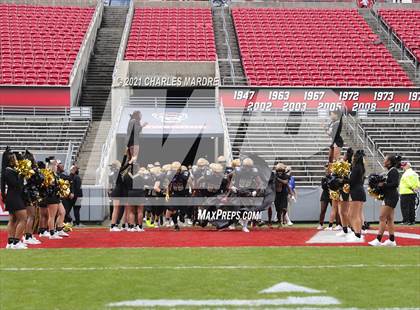 Thumbnail 3 in Shelby vs. Wallace-Rose Hill (NCHSAA 2A State Championship) photogallery.