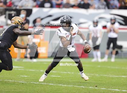 Thumbnail 1 in Shelby vs. Wallace-Rose Hill (NCHSAA 2A State Championship) photogallery.