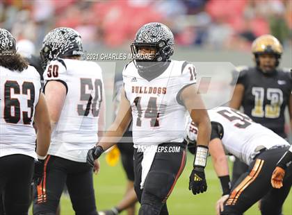 Thumbnail 1 in Shelby vs. Wallace-Rose Hill (NCHSAA 2A State Championship) photogallery.