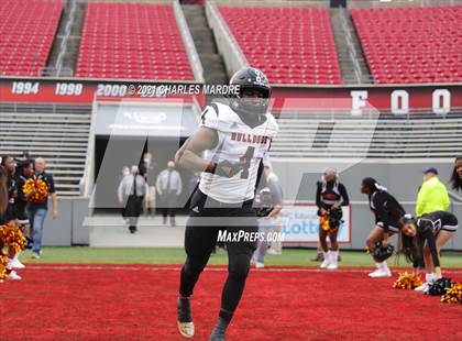 Thumbnail 1 in Shelby vs. Wallace-Rose Hill (NCHSAA 2A State Championship) photogallery.
