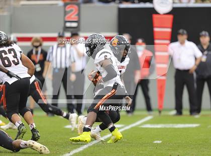 Thumbnail 1 in Shelby vs. Wallace-Rose Hill (NCHSAA 2A State Championship) photogallery.