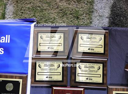 Thumbnail 1 in Shelby vs. Wallace-Rose Hill (NCHSAA 2A State Championship) photogallery.