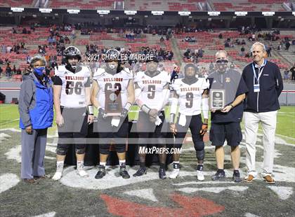 Thumbnail 3 in Shelby vs. Wallace-Rose Hill (NCHSAA 2A State Championship) photogallery.