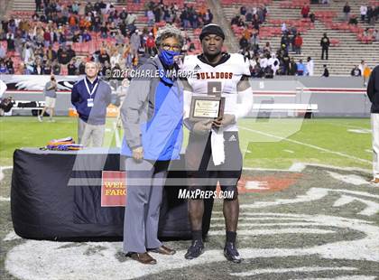 Thumbnail 2 in Shelby vs. Wallace-Rose Hill (NCHSAA 2A State Championship) photogallery.