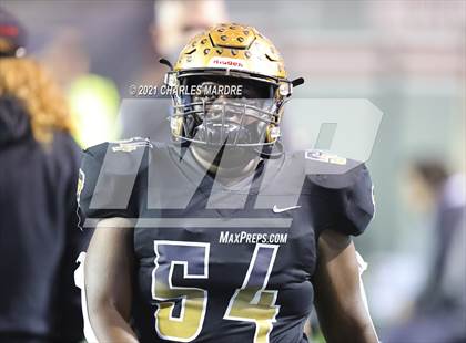 Thumbnail 3 in Shelby vs. Wallace-Rose Hill (NCHSAA 2A State Championship) photogallery.