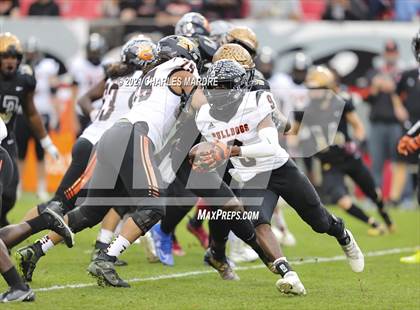 Thumbnail 2 in Shelby vs. Wallace-Rose Hill (NCHSAA 2A State Championship) photogallery.