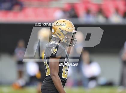 Thumbnail 1 in Shelby vs. Wallace-Rose Hill (NCHSAA 2A State Championship) photogallery.