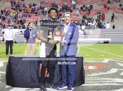 Thumbnail 1 in Shelby vs. Wallace-Rose Hill (NCHSAA 2A State Championship) photogallery.