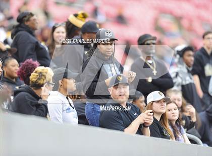 Thumbnail 2 in Shelby vs. Wallace-Rose Hill (NCHSAA 2A State Championship) photogallery.