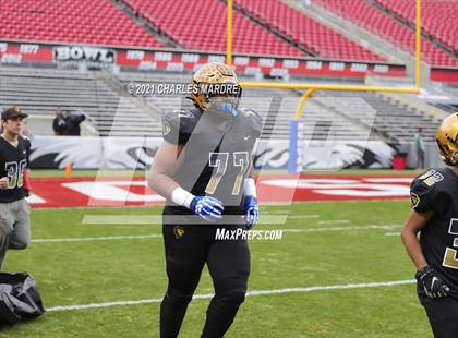 Thumbnail 2 in Shelby vs. Wallace-Rose Hill (NCHSAA 2A State Championship) photogallery.