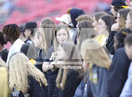 Thumbnail 3 in Shelby vs. Wallace-Rose Hill (NCHSAA 2A State Championship) photogallery.