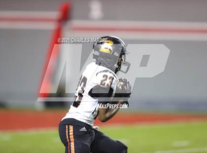 Thumbnail 3 in Shelby vs. Wallace-Rose Hill (NCHSAA 2A State Championship) photogallery.